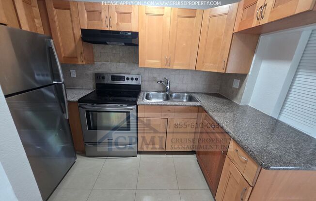 2 beds, 2 baths, 827 sqft, $1,995, Unit 6951- 7th