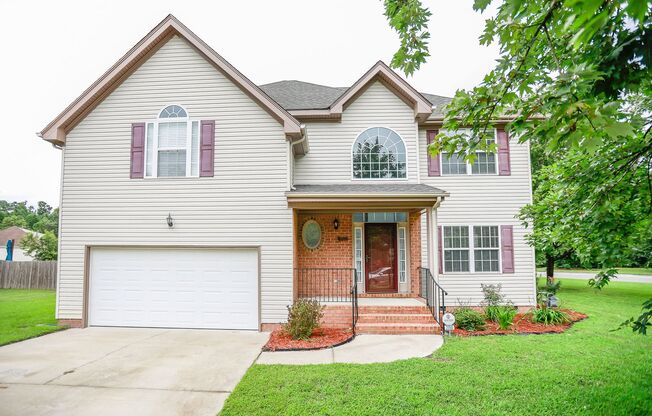Gorgeous 4 Bedroom Home For Rent in Chesapeake!