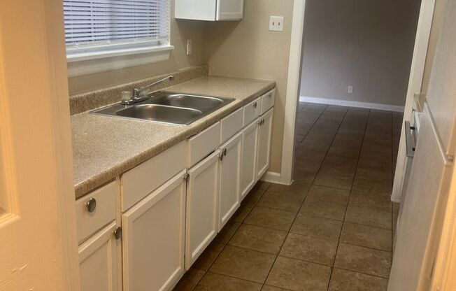 2 beds, 2 baths, 1,000 sqft, $1,725, Unit 3-1631-B