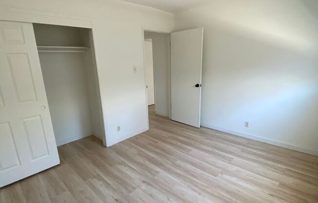 2 beds, 1 bath, $2,395, Unit F