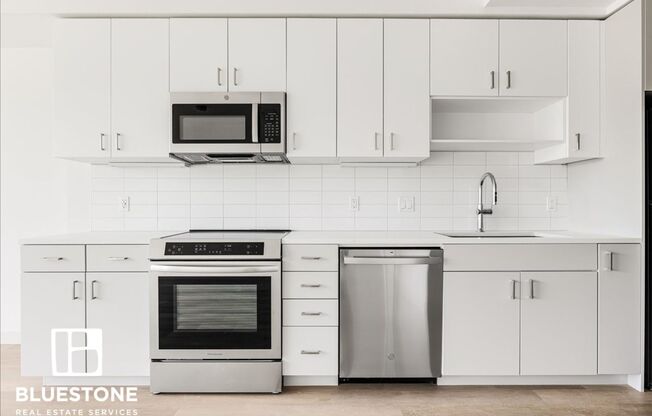 Studio, 1 bath, 584 sqft, $1,749, Unit 207