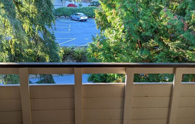 2 beds, 1 bath, 830 sqft, $2,000, Unit F301