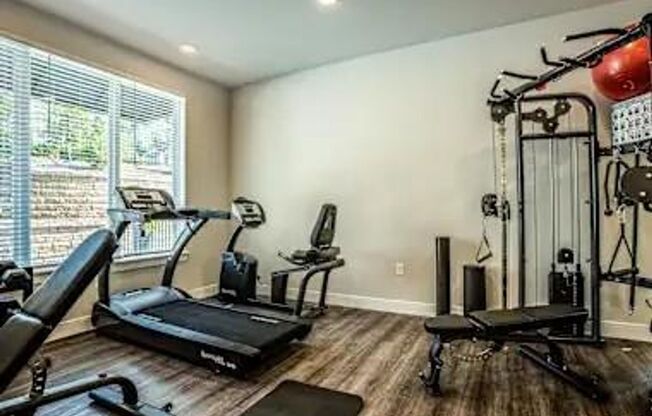 1 bed, 1 bath, 732 sqft, $1,999, Unit 226 E Lockwood Avenue, Unit #205