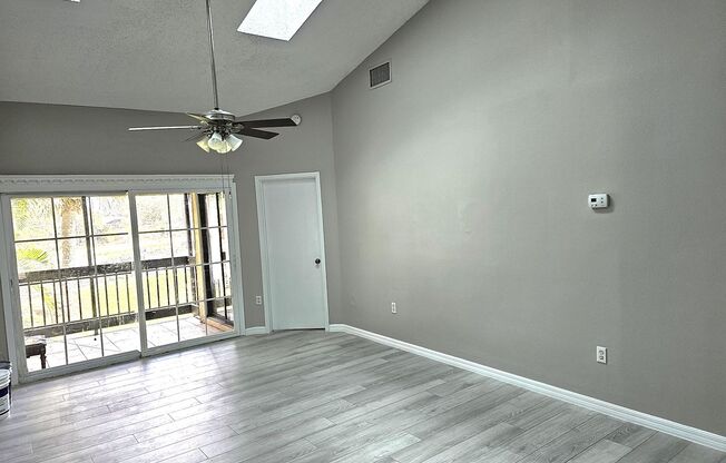 2 beds, 2 baths, $1,650, Unit Unit K-4