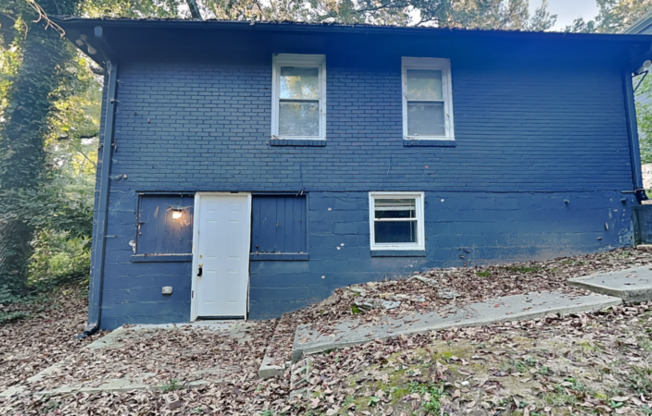 2875 3rd Ave SW Unit B