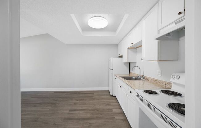 1 bed, 1 bath, 576 sqft, $1,079, Unit 208