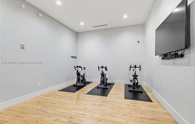 1 bed, 1.5 baths, $3,500, Unit # 808