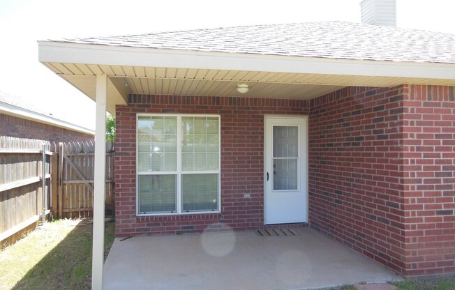 3 beds, 2 baths, $1,375