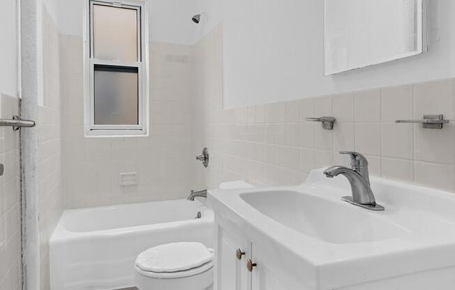 517 W 135 ST