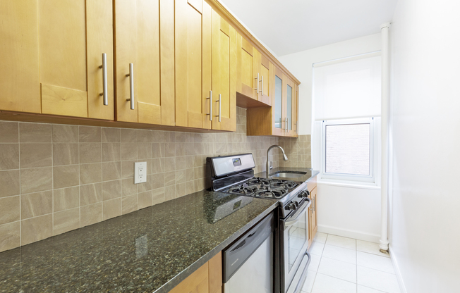 1 bed, 1 bath, 719 sqft, $5,495, Unit 5H