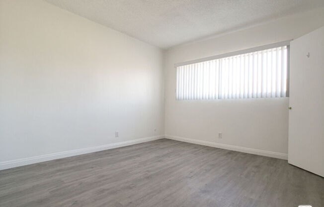 1 bed, 1 bath, 700 sqft, $1,925, Unit 5