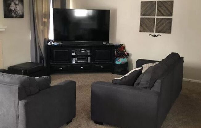 Cute Lafayette Duplex - Available Sep 5th!