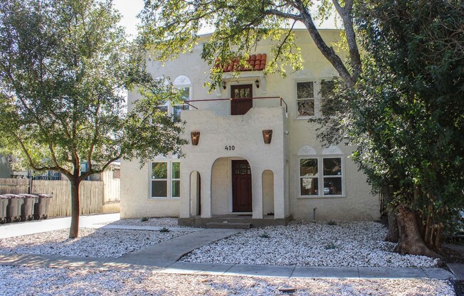 410 FULTON AVE