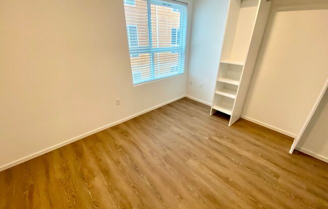 Studio, 1 bath, 175 sqft, $1,195, Unit 4315