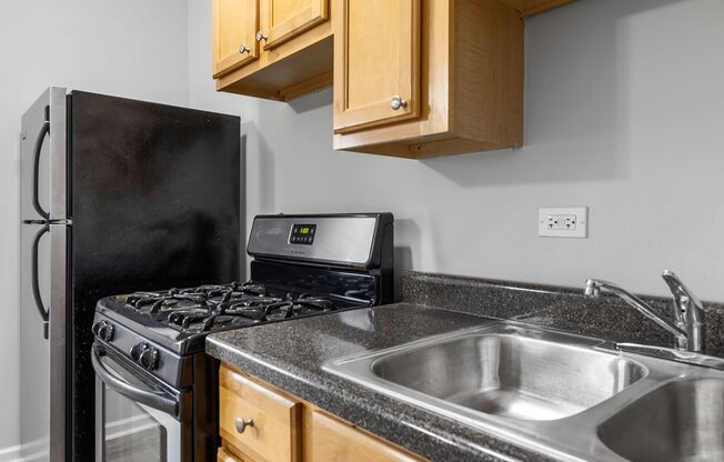 Studio, 1 bath, 278 sqft, $1,375, Unit 412