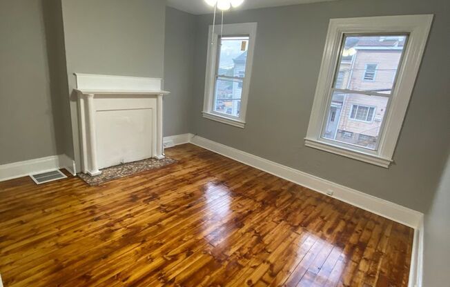 Modern 2BR in Lawrenceville – Central AC, Granite Kitchen, & In-Unit Laundry!