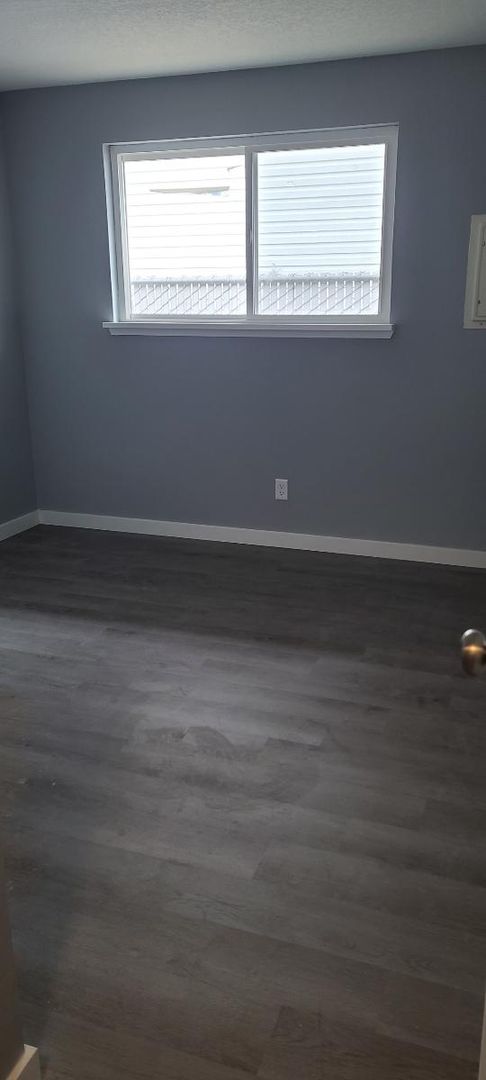 2 beds, 1 bath, $1,450