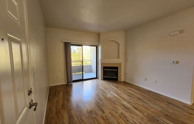 Skye Canyon 1-bedroom condo with garage—modern, cozy, and ready for you!