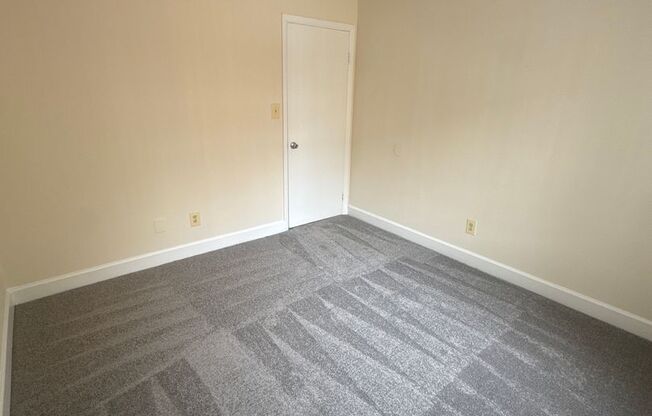 3 beds, 2 baths, 1,300 sqft, $2,100, Unit 3335 #202