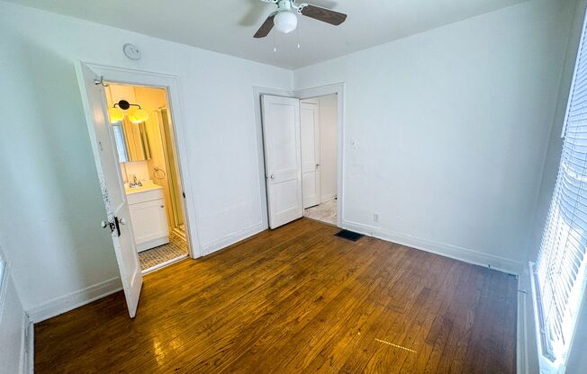 1 bed, 1 bath, $795, Unit 1464 N Chester Ave