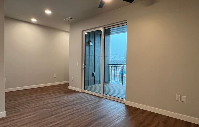 Studio, 1 bath, 532 sqft, $1,190, Unit WR 305-202