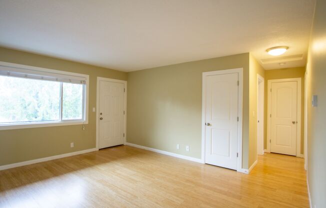 Renovated 2 Bedroom Flat in St. Johns/Portsmouth Ready Late July