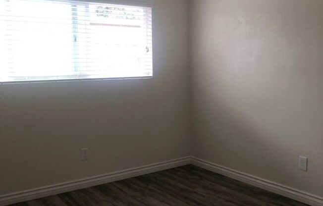2 beds, 1 bath, 850 sqft, $2,425, Unit 4582