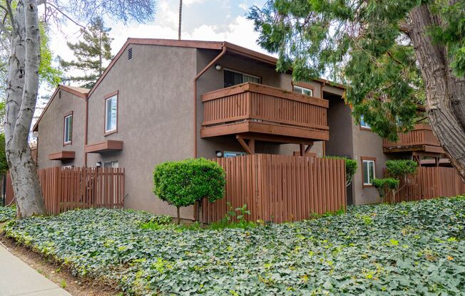 1444 Snooty Fox Apartments