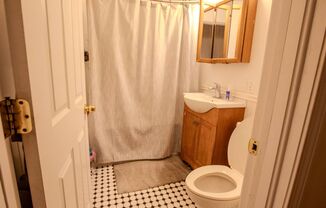3 beds, 1 bath, $3,995, Unit 324 St. Paul St. #6