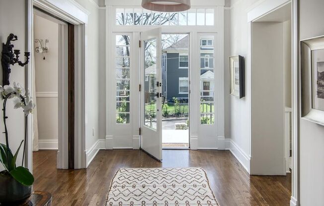 Elegant Fully Furnished 4BR/3.2BA Classic Revival Foursquare in Belmont!