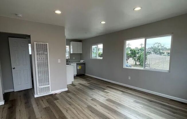 2 beds, 1 bath, $2,600, Unit 115 E 26th St