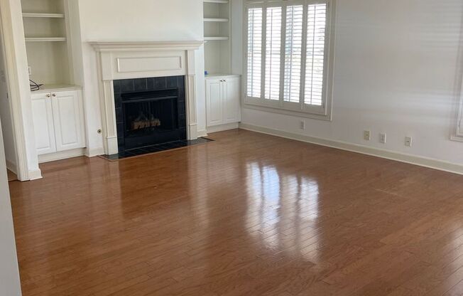 1 bed, 2 baths, 1,192 sqft, $1,795, Unit 305