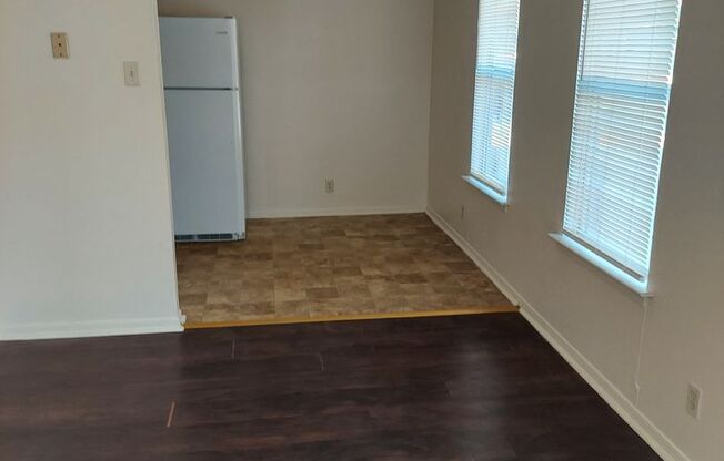 1 bed, 1 bath, 440 sqft, $600, Unit 2