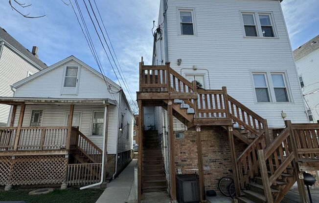 Marshfield Apartments