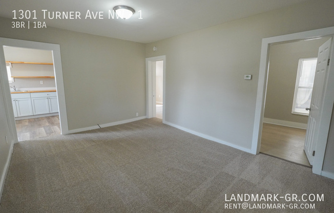 1301 TURNER AVE NW