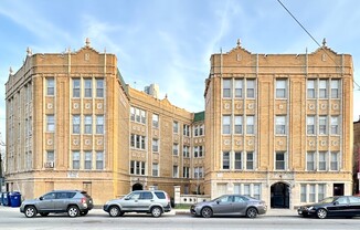 4255 ADDISON
