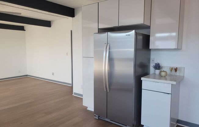 2 beds, 2 baths, 865 sqft, $3,095, Unit 1