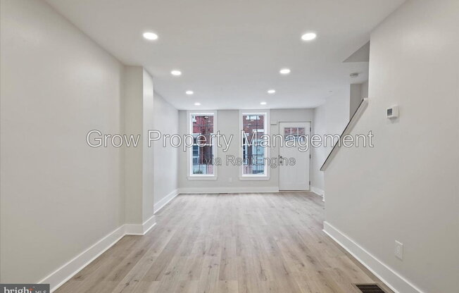 2 beds, 1 bath, 840 sqft, $1,837