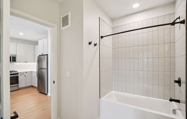 1 bed, 1 bath, 918 sqft, $2,495, Unit 206