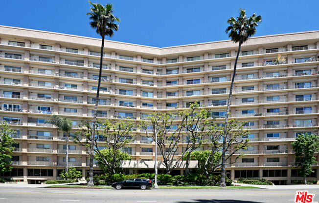 2 beds, 2 baths, 884 sqft, $3,800, Unit 306