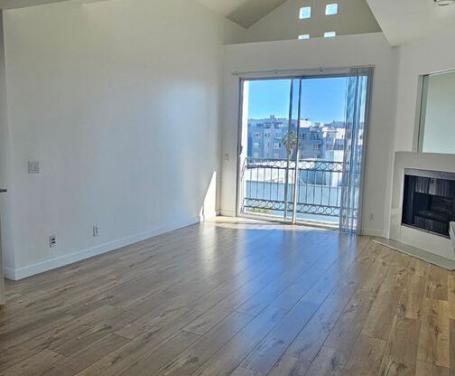 2 beds, 2 baths, 1,150 sqft, $3,295, Unit 406