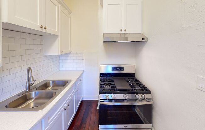 Studio, 1 bath, 400 sqft, $1,395, Unit 108