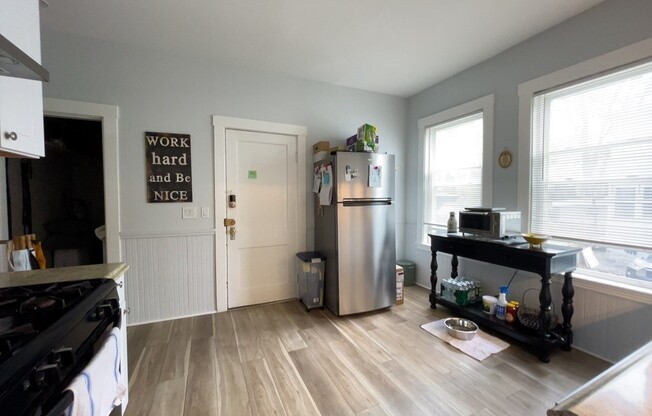 181 FELLSWAY W