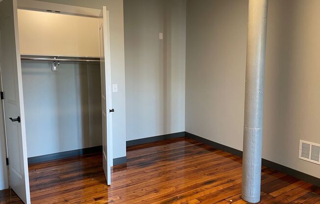 1 bed, 1 bath, 750 sqft, $1,700, Unit 201