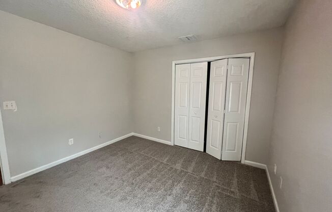 3 beds, 2 baths, $1,500