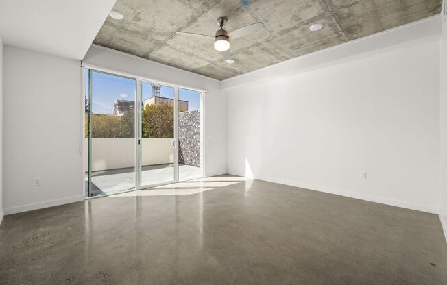 Studio, 1 bath, 430 sqft, $1,850, Unit 206