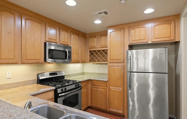 2260 Gellert Blvd