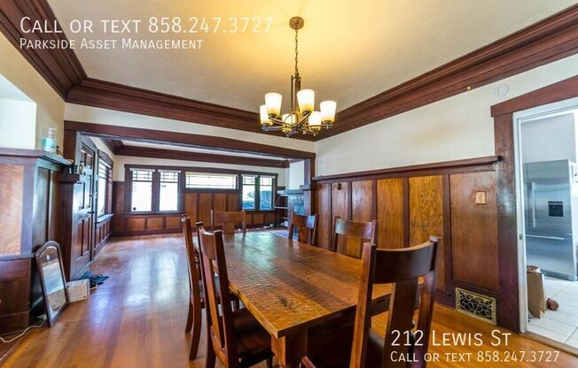 212 LEWIS ST
