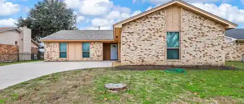 2909 LK PARK DR