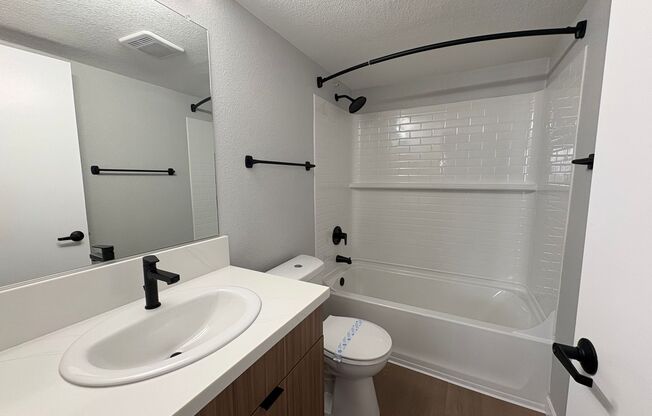 2 beds, 2 baths, 960 sqft, $3,195, Unit C-319